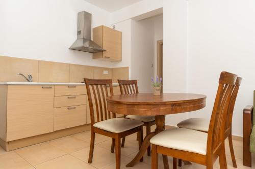 Зручності, Flora Hotel Apartments in Протарас