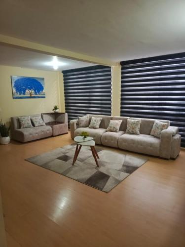 Departamento completamente equipado cerca de Embajada Americana con seguridad privada in Keneddy