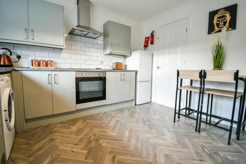 Woodcock House 3 Bedrooms Workstays UK in Ormesby