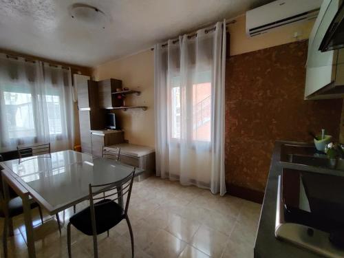 Modern flat close to Caorle Ponente Beach - Beahost