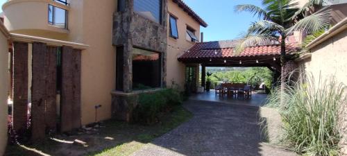 Homestay La Reinamora monoambientes in 바리오 로스 페랄레스