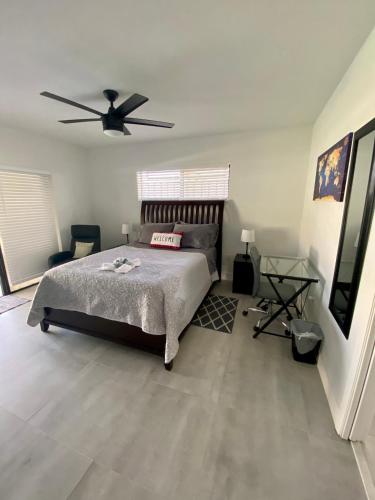 LYZ Miami near อุทยานเขตร้อน