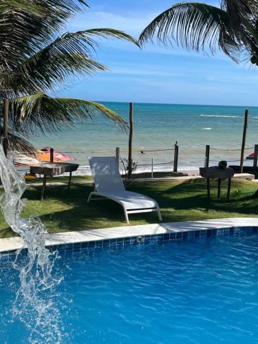 Casa Garça - 4 Suítes - Super Piscina - Pé na Areia - em Maceió