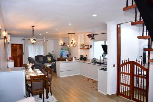 Zuri Luxe 2BR Penthouse- Silversands Beach Malindi in Malindi