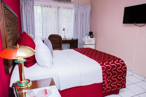 Standard Queen Room room in Aparthotel Guijarros