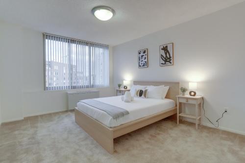Luxury Living at Crystal Citys Condo in Arlington, USA