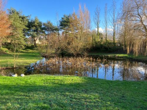 charmant studio dans une longere in La Ménitré