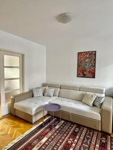Central Apartment - Pristina