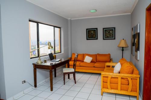 Business Suite image 7