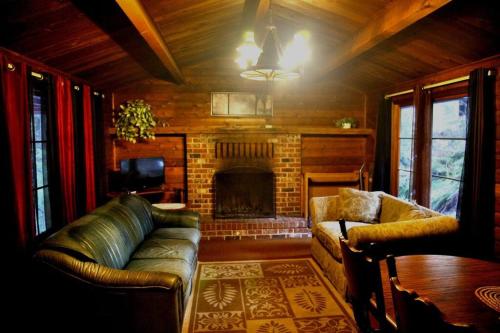 Cedar at Rainier Lodge (0.4 m from Mt.Rainier) - Apartment - Ashford