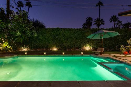 Palm Springs Perfection with Private Casita in Palm Springs, USA