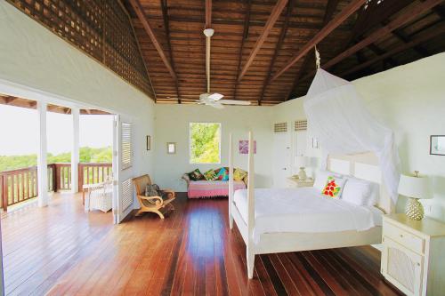 Hummingbird Villa - Tropical 3 bedroom Villa with Panoramic Views home