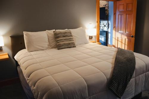 The New England Inn & Lodge