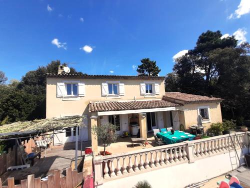 Villa 3 chambres - Piscine privée sans vis à vis- Idéale 8 personnes