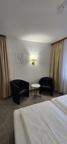 Hotel Garni Vierjahreszeiten 4