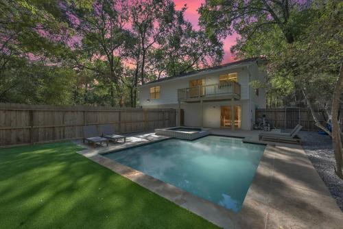 The Woodlands R&R in Spring, USA