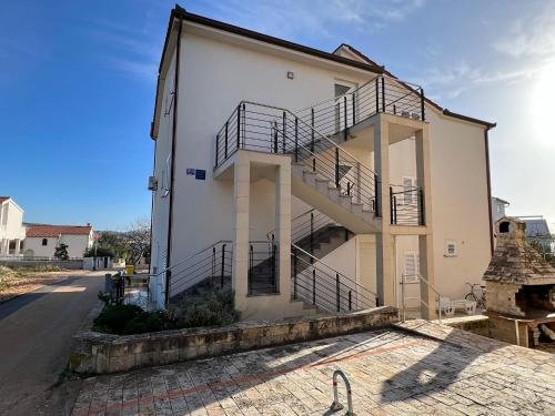Apartmani 4 Delfina Rogoznica, Rogoznica