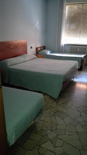 Hotel Mira - image 12