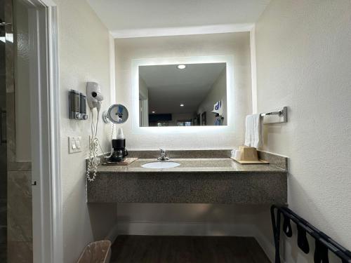 Standard Queen Room with Two Queen Beds