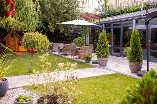 Hotel Golden Eagle - image 3