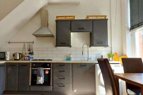 Large Studio Room in City Centre (Shared Bathroom), Preston