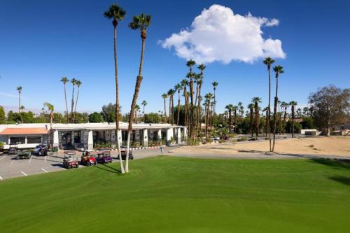 Hyatt Vacation Club at Desert Oasis in Cathedral City, USA