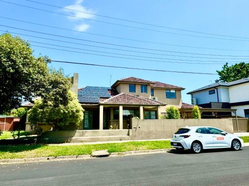 Four Seasons Home家四季客栈, Melbourne