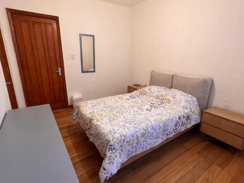 Chic bohemian Room One room inside an apartment