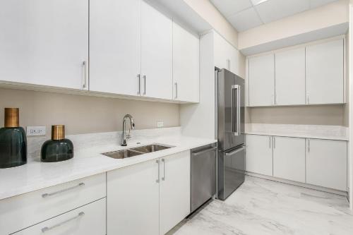 Three-Bedroom Apartment image 10