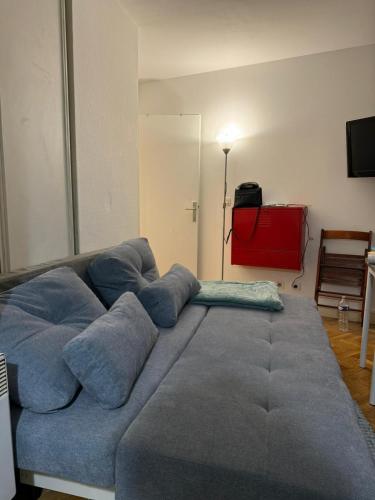 Kremlin-Bicêtre (Kremlin-Bicetre) in Le Kremlin Bicetre