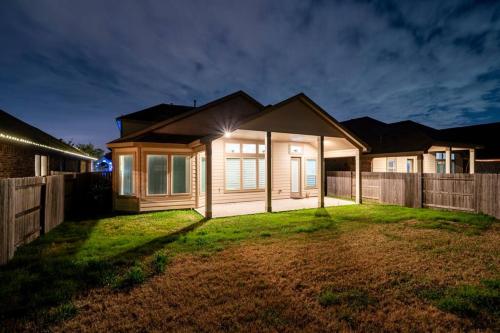 Facilities, Spacious long stay family home in Kingwood/Humble in Atascocita