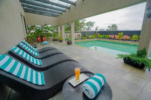 Lazdana Hotel Bangalore - Vibhutipura