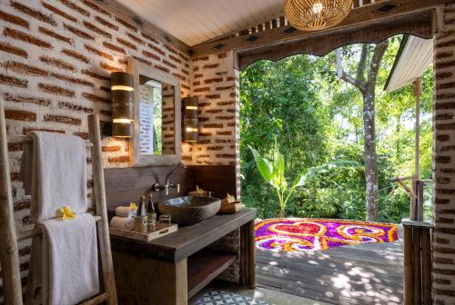 Sacred Canyon Ubud by Pramana Villas