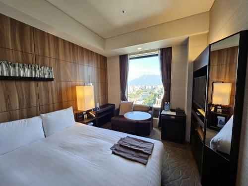 Double Room with Mountain View - Non-Smoking