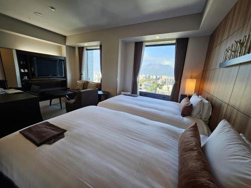 Premium Twin Room with Mountain View - Non-Smoking