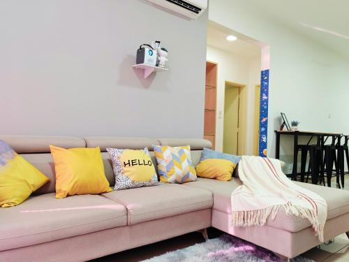 Space Themed KLCC View Condominium @ 6-8 PAX, Kuala Lumpur