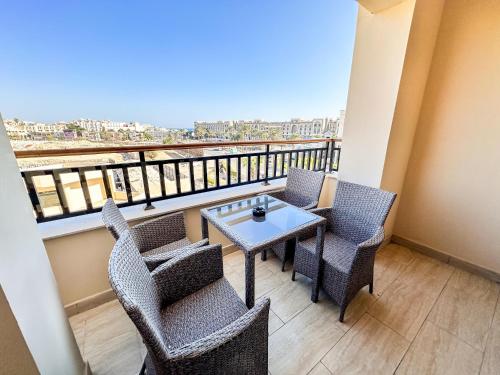 AlDAU Heights Modern Brand New Apartments 4