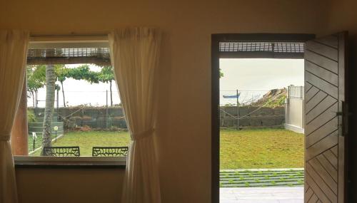 Family Room with Sea View image 3
