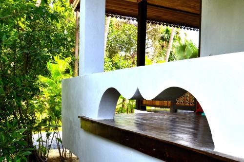 Exterior view, Handcrafted Lodge short walk from Mae Nam beach near Maenam Beach