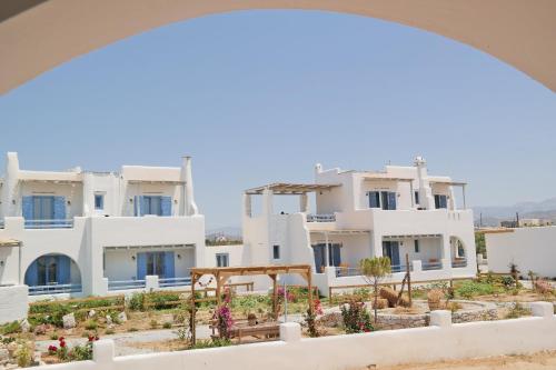 المنظر الخارجي, Annio studios in Plaka Beach