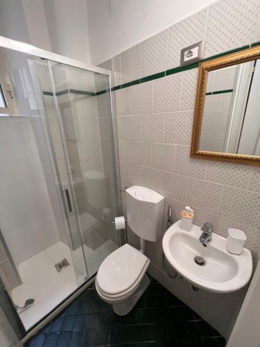 Guest House Biondi Cavour, Roma (foto 8)