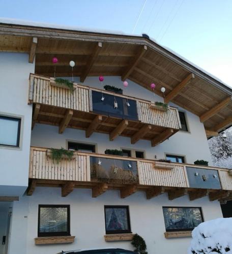  Gemütliche Wohnung 10 Minuten vom See entfernt in Zell am See