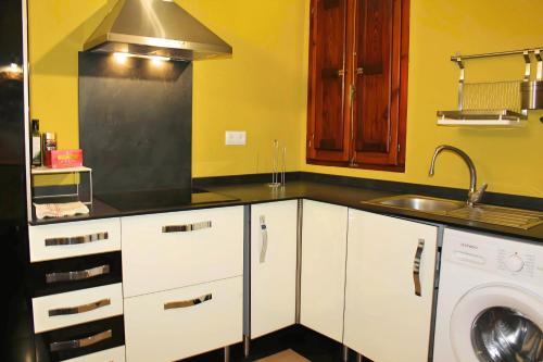 Apartamento reformado cerca de la Plaza Redonda, Valencie (fotografie 10)