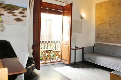 One-Bedroom Apartment image 10