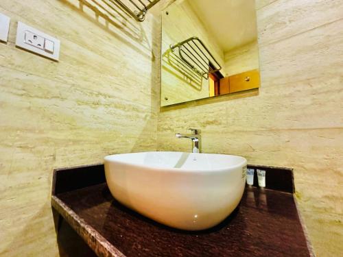 Hotel Ultra International in Siddharthanagar