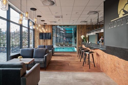 Pub/Lounge, Złoty Horyzont Resort Szklarska Poręba (Zloty Horyzont Resort Szklarska Poreba) in Szklarska Poreba