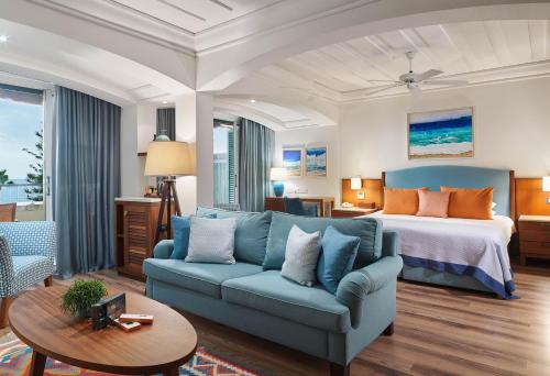 Columbia Beach Resort in Pissouri