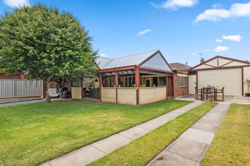 Spacious home near Glenelg