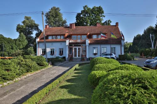 B&B Smalininkai - Ašmonienės svečių namai "Senoji mokyklėlė" - Bed and Breakfast Smalininkai