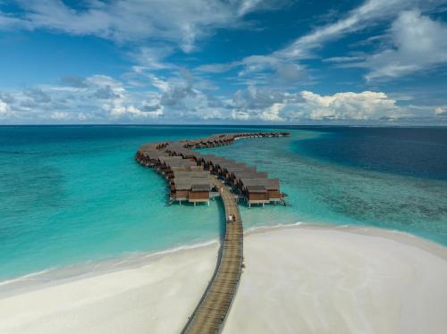 Lagoon Water Villa  image 2